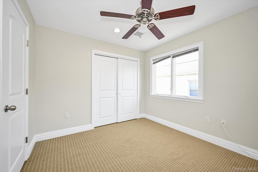 SPACIOUS DETACHED TWO-FAMILY REBUILT IN YEAR 2018 ! Rare - photo 14
