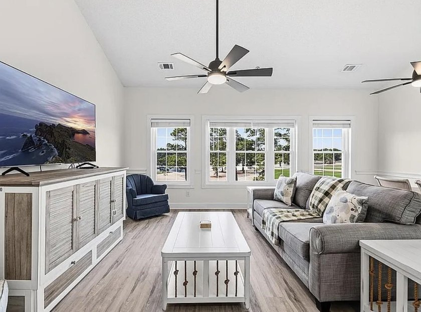 Discover the perfect blend of comfort, convenience, and coastal - photo 2