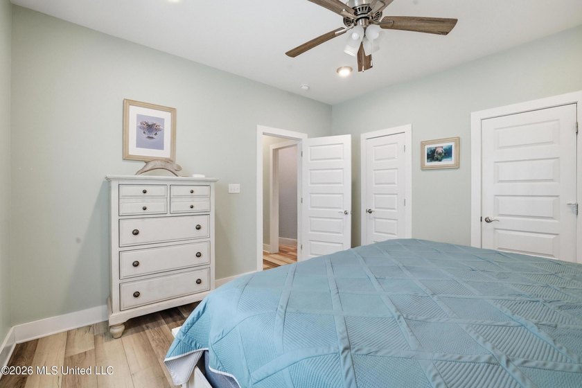 Just 1/2 mile from the beach, this adorable 4-year-young cottage - photo 29