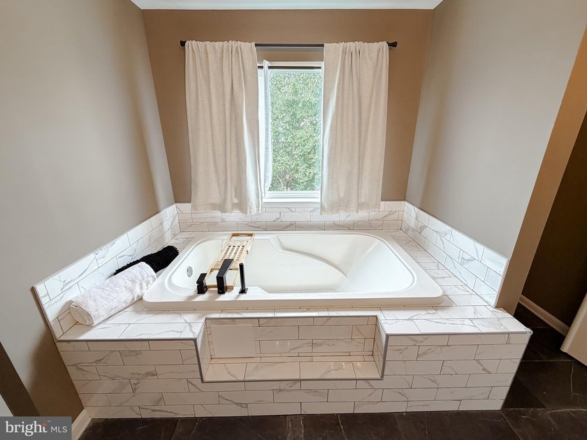 If you've been searching for a home with a truly contemporary - photo 33