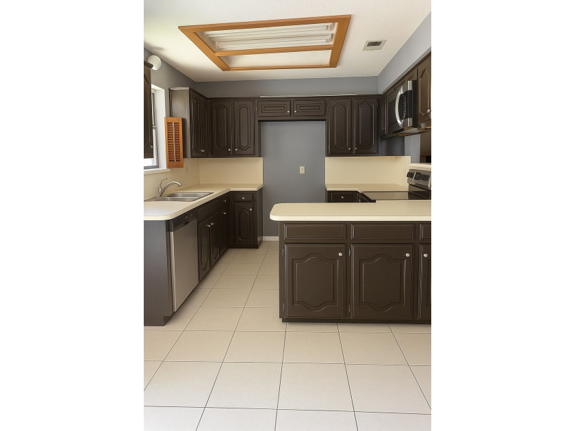 3-Bedroom Home with Oversized Backyard Near Downtown! Life at - photo 3