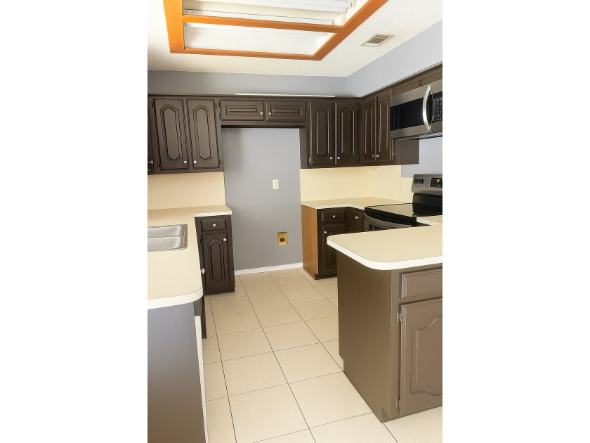 3-Bedroom Home with Oversized Backyard Near Downtown! Life at - photo 6