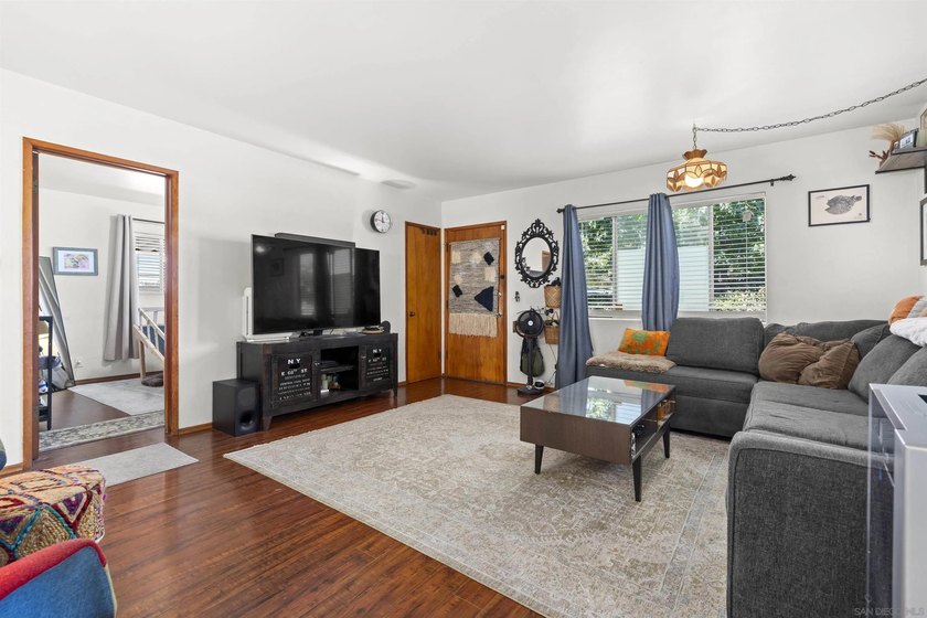 This is a duplex. Located just 2 blocks from Azalea Park (north) - photo 8