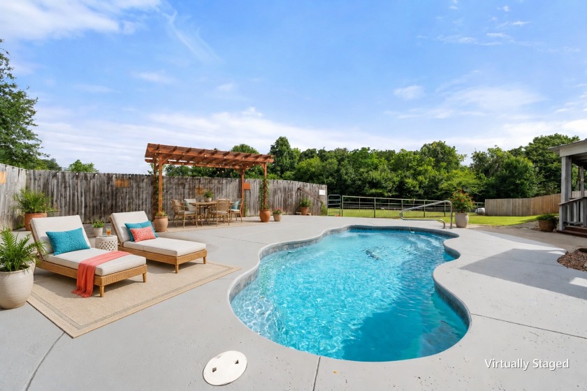 2.33-Acre Country Estate with Pool, Spa &amp; Pond - photo 43