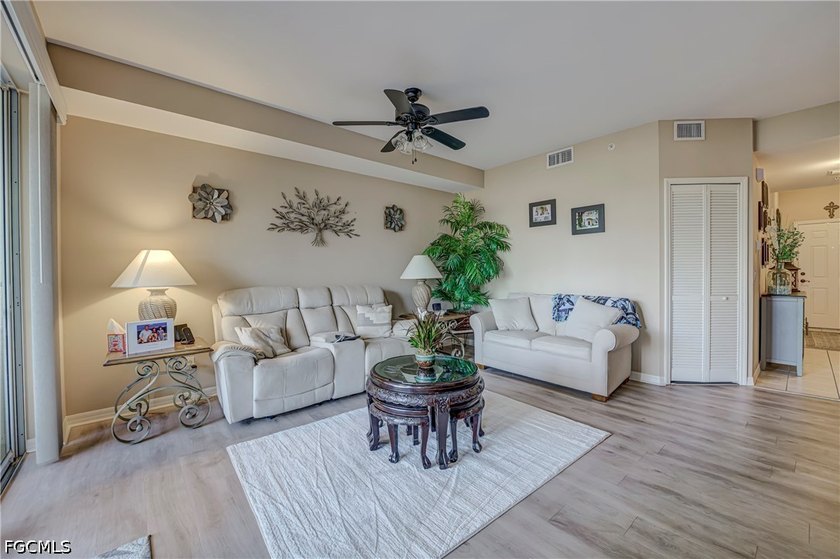 FIRST FLOOR! THIS IS YOUR OPPORTUNITY TO OWN A PIECE OF SW - photo 3