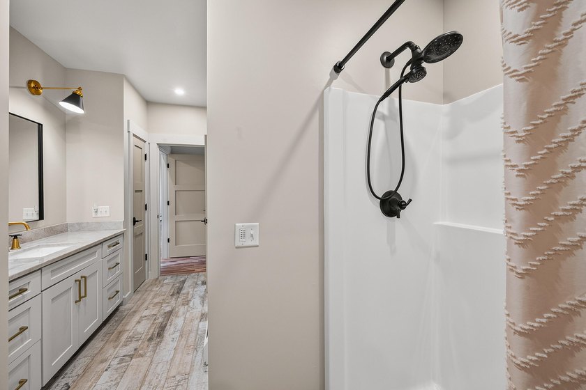 DALLAS PLANTATION - Designed by ENS Associates, this exceptional - photo 33