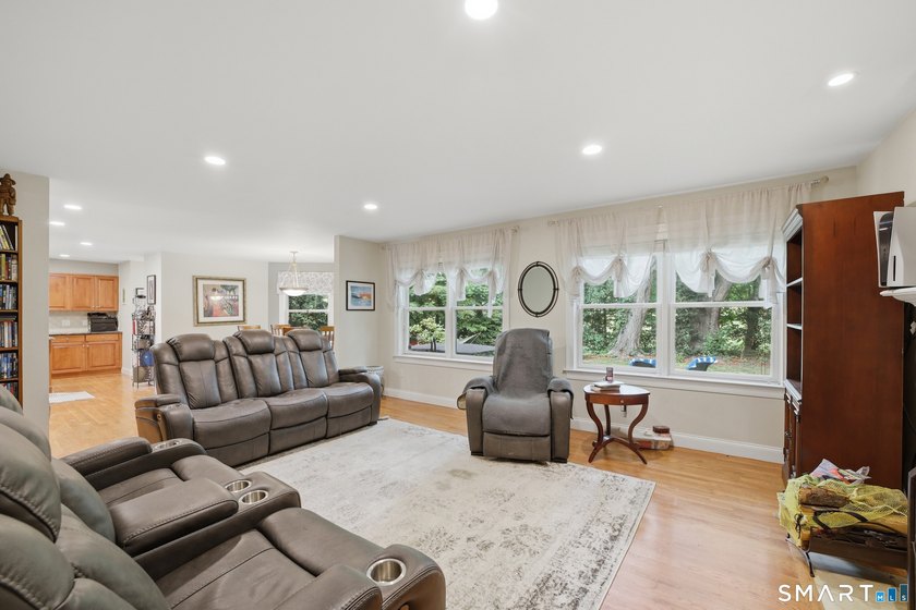 Thoughtfully designed for both comfortable everyday living and - photo 13
