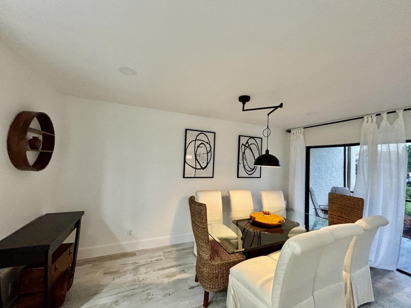 ONE LEVEL 1st floor condo is ready to move-in. Totally remodeled - photo 13