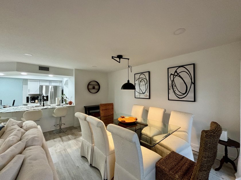 ONE LEVEL 1st floor condo is ready to move-in. Totally remodeled - photo 14