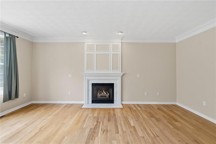Welcome to Westford Woods! This beautifully maintained 4-bedroom - photo 9