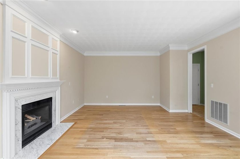Welcome to Westford Woods! This beautifully maintained 4-bedroom - photo 10