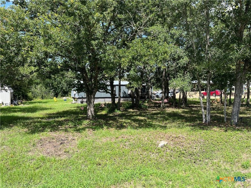 Welcome to 108 Live Oak Path in Somerville, TX! This charming - photo 7