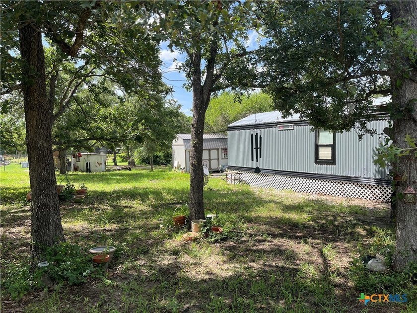 Welcome to 108 Live Oak Path in Somerville, TX! This charming - photo 10