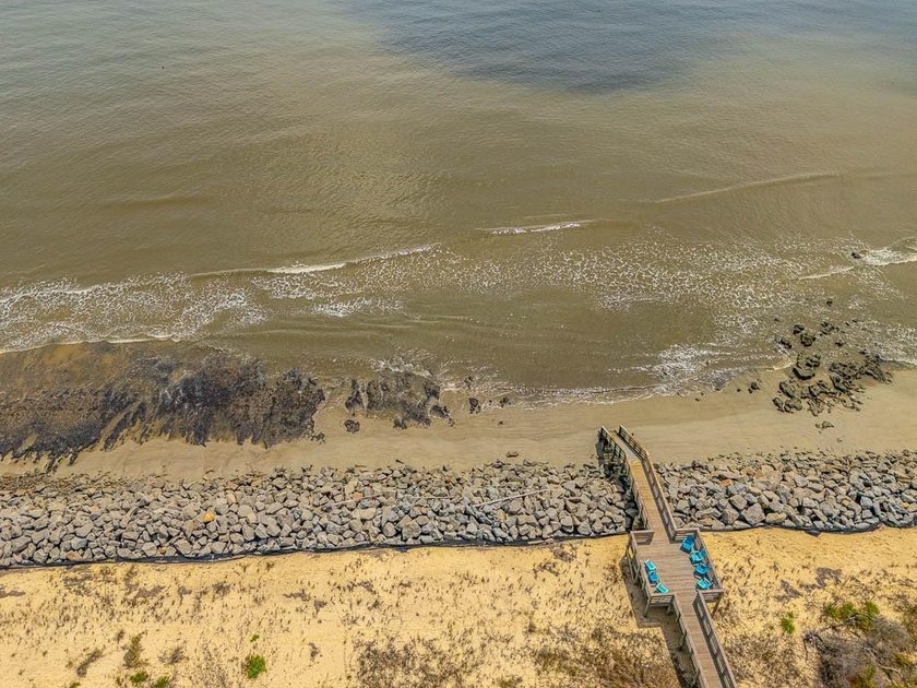 Experience the ultimate in coastal iving with this exceptional - photo 53