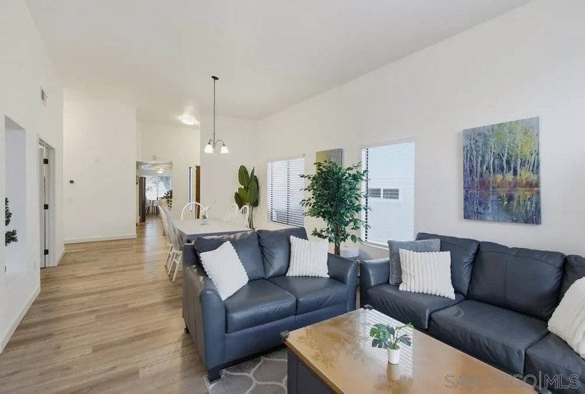 This lovely single-story, detached single-family home offers - photo 4