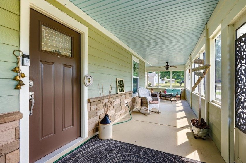 Fantastic opportunity to own a 4 bedroom/3 bath home in the - photo 5