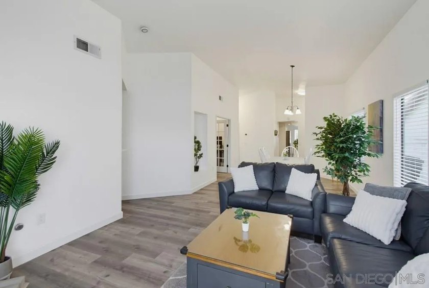 This lovely single-story, detached single-family home offers - photo 6