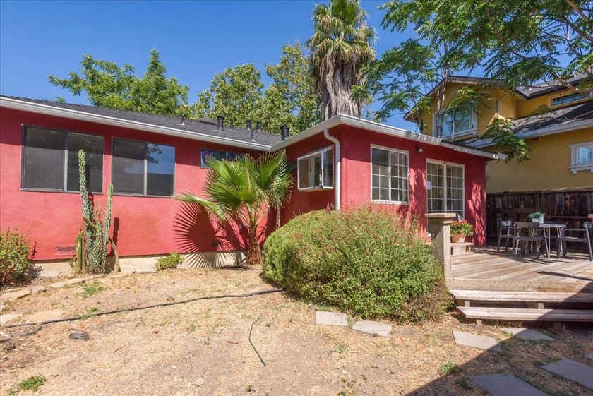 Rare Willow Glen opportunity with massive upside. Whether you - photo 21