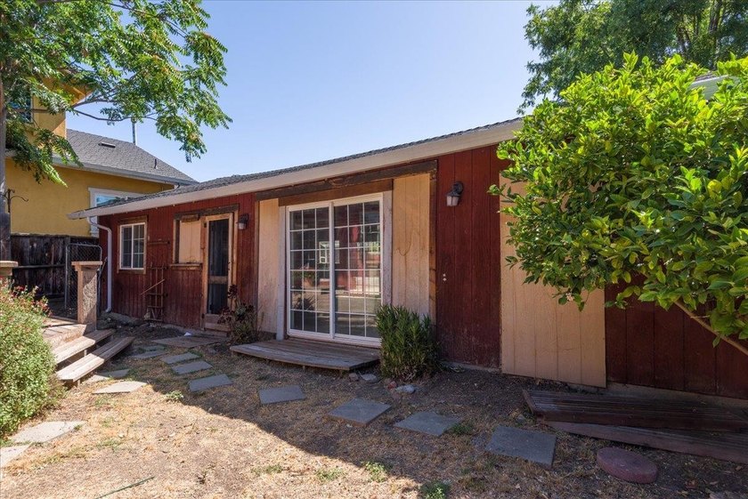 Rare Willow Glen opportunity with massive upside. Whether you - photo 23