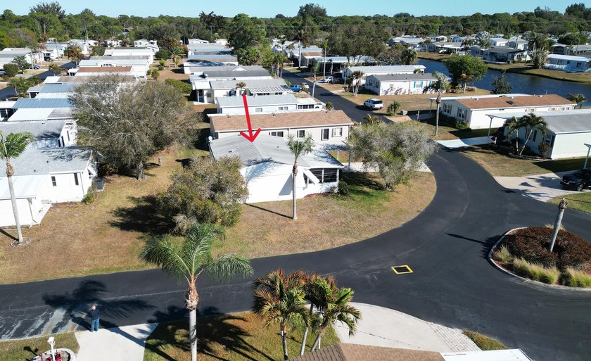 CO-OP OWNED - NO LAND LEASE! Welcome to 344 Seahorse Terrace, a - photo 23
