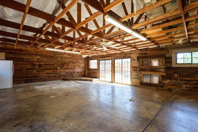 Rare Willow Glen opportunity with massive upside. Whether you - photo 24