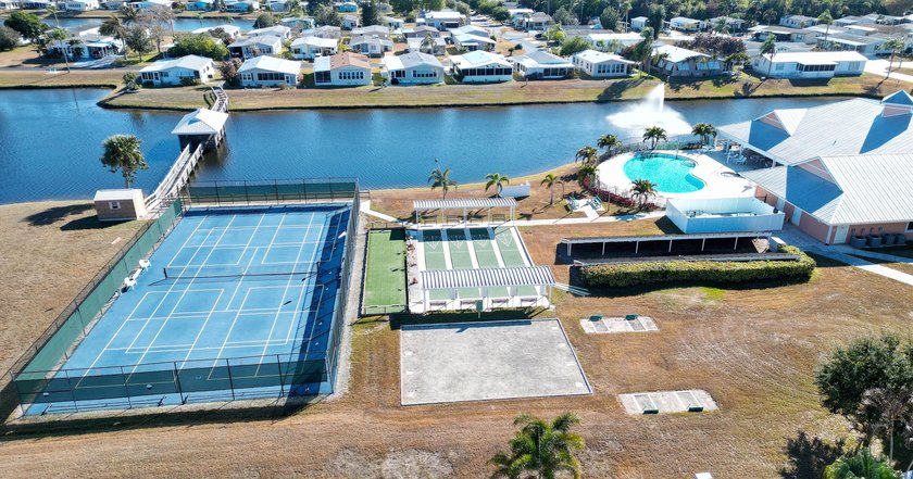 CO-OP OWNED - NO LAND LEASE! Welcome to 344 Seahorse Terrace, a - photo 24