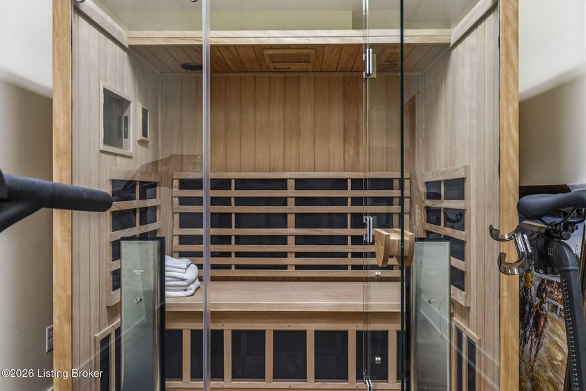 If privacy and luxury are what you're looking for, your search - photo 26