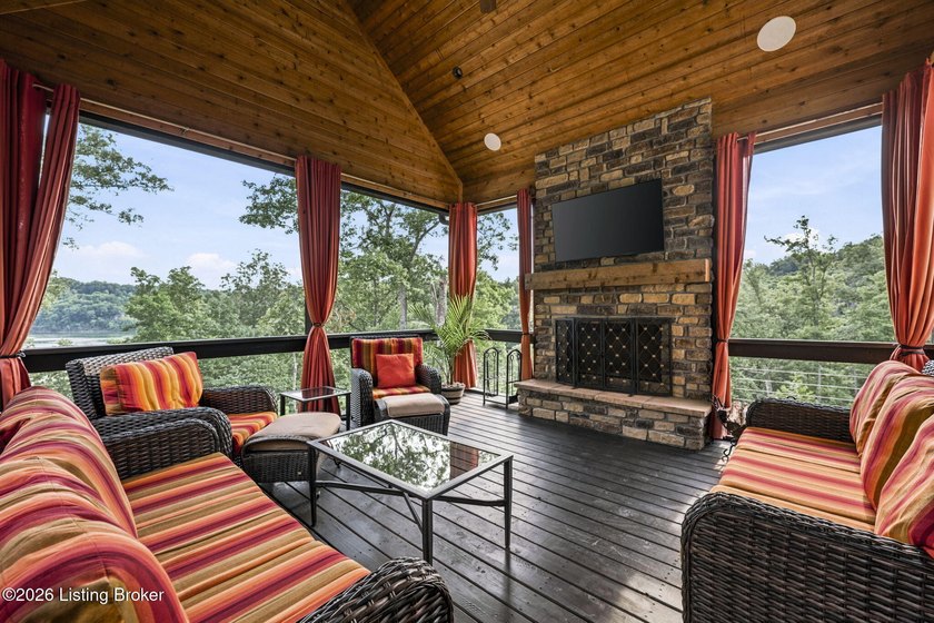 If privacy and luxury are what you're looking for, your search - photo 28