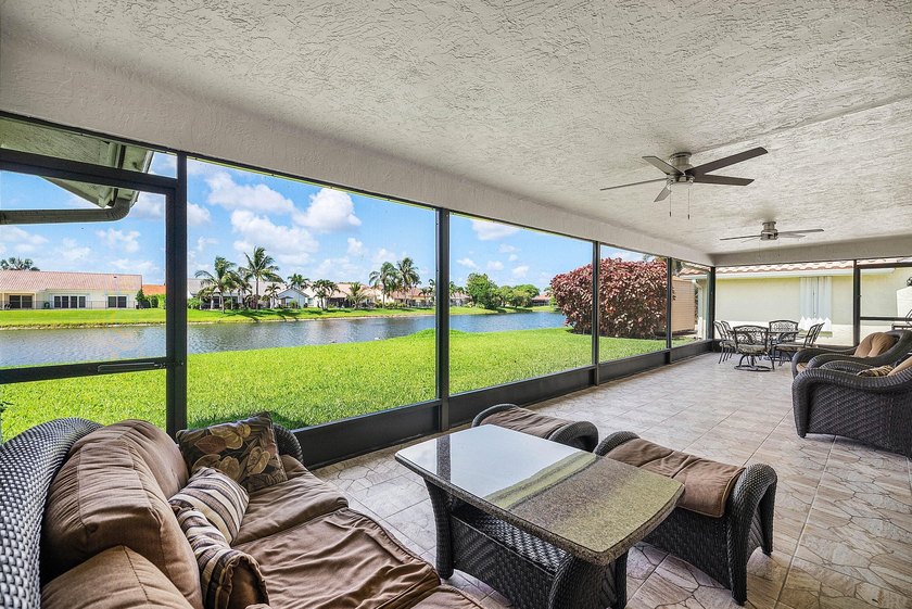 Beautiful, impeccably maintained, move-in ready 3/2/2 in the - photo 34