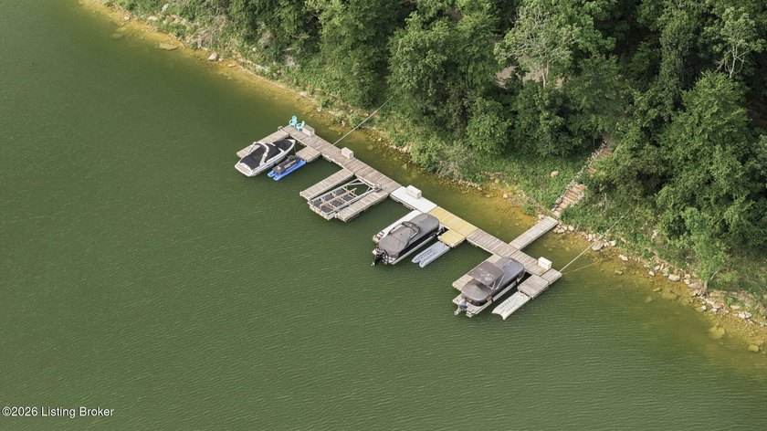 If privacy and luxury are what you're looking for, your search - photo 40