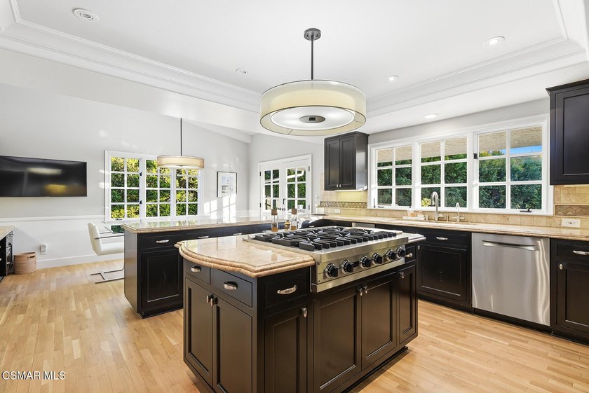 Sensational timeless traditional with a premier ''end of - photo 12