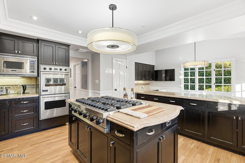 Sensational timeless traditional with a premier ''end of - photo 13