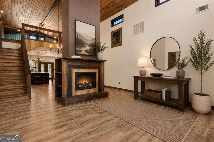 Modern barndominium on 10.28 private, wooded acres with TWO - photo 21