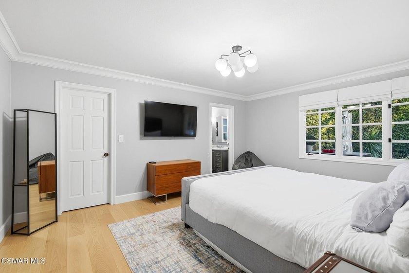 Sensational timeless traditional with a premier ''end of - photo 24