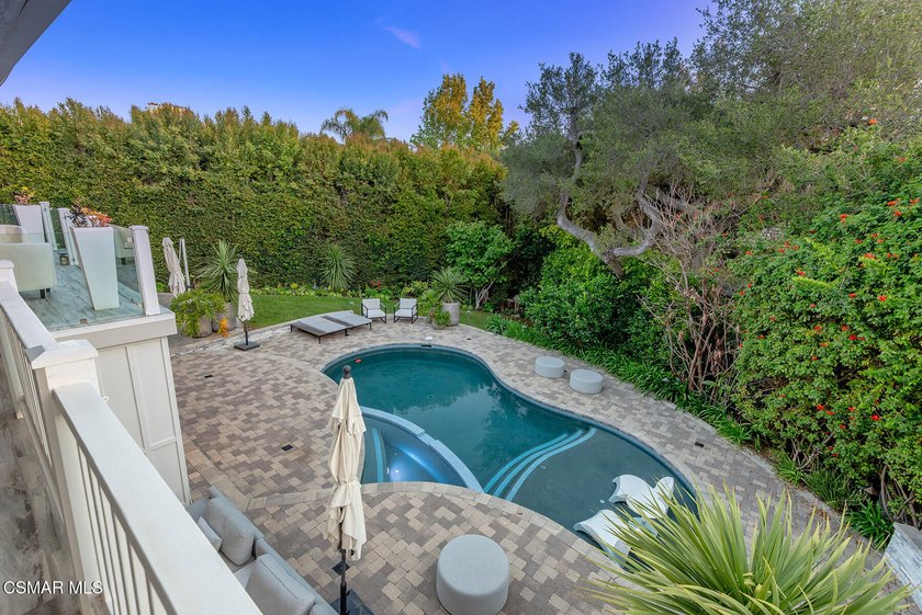 Sensational timeless traditional with a premier ''end of - photo 32