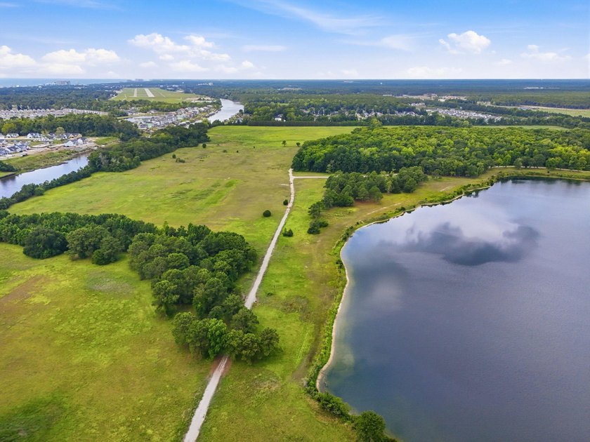 A once-in-a-lifetime opportunity to own seven extraordinary - photo 3