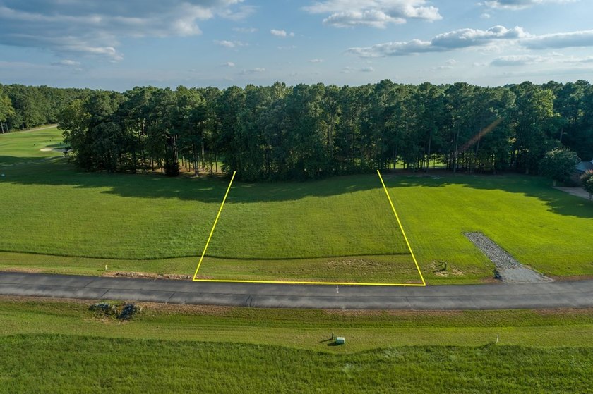 Build your dream home on this .71 acre golf course lot - photo 3