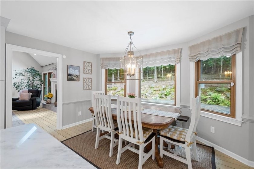 115 Leaf Lake Dr - PRIVATE 1.27-ACRE RETREAT WITH DETACHED - photo 18