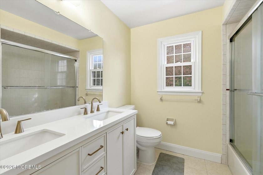 Welcome to Twin Oaks and the highly sought-after Sheila Drive in - photo 30
