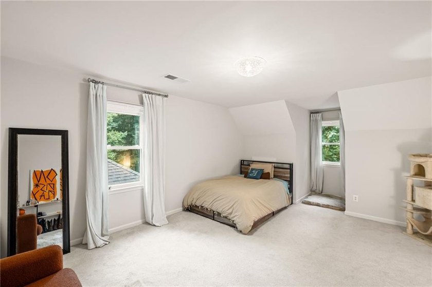 115 Leaf Lake Dr - PRIVATE 1.27-ACRE RETREAT WITH DETACHED - photo 31