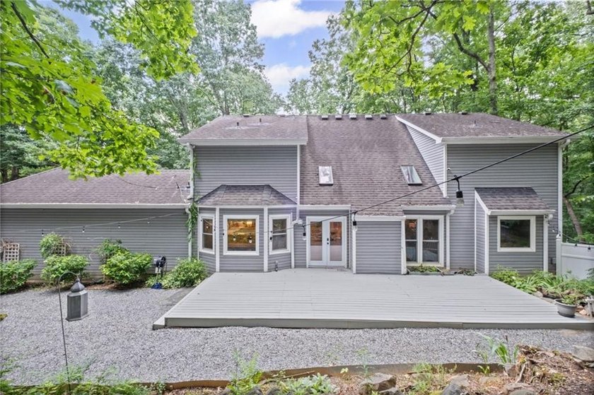 115 Leaf Lake Dr - PRIVATE 1.27-ACRE RETREAT WITH DETACHED - photo 41
