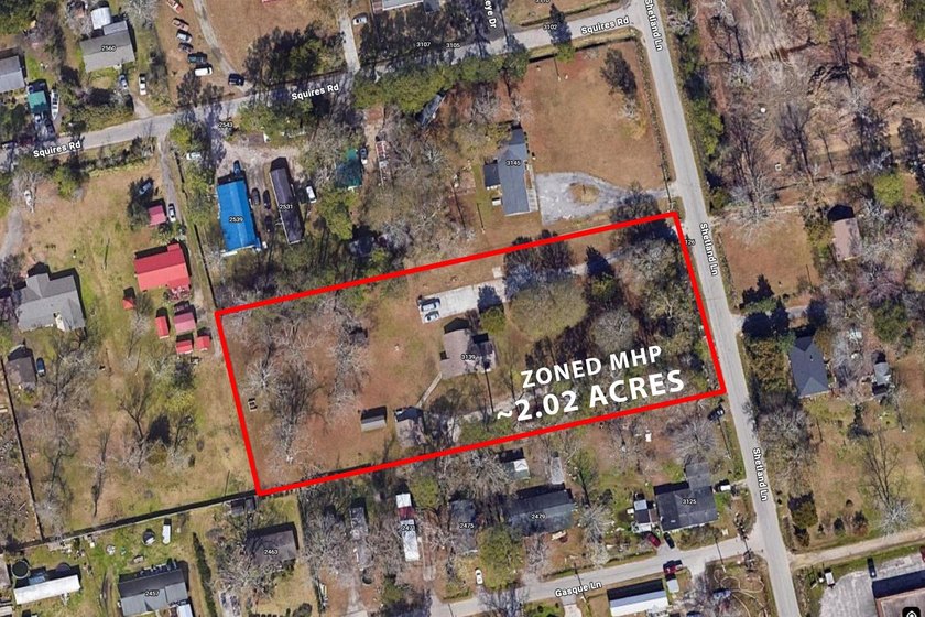 Rare opportunity to own over 2 acres east of Business 17, just - photo 2