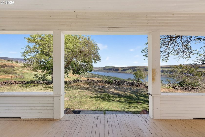 This historic 1914 Craftsman was built by Sam Hill associate - photo 4