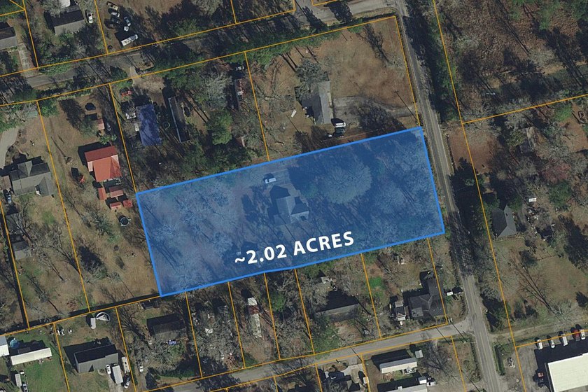 Rare opportunity to own over 2 acres east of Business 17, just - photo 6