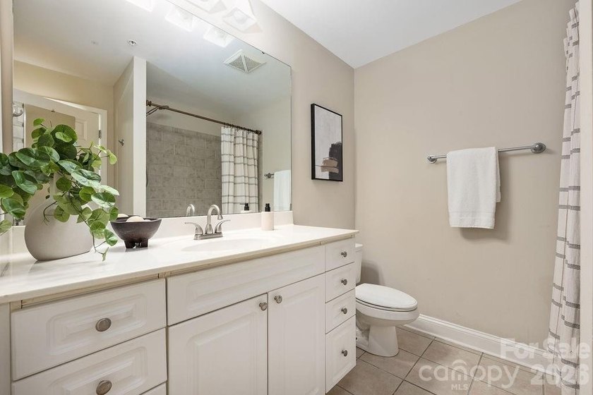 ***OPEN HOUSE: Sunday 7/19 12P-2P*** Rare opportunity to own a - photo 21