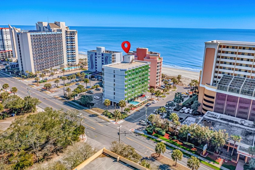 This ocean-view 1 bedroom / 1 bath condo at Caravelle Tower - photo 2
