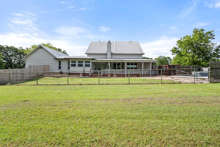 2.33-Acre Country Estate with Pool, Spa &amp; Pond - photo 45