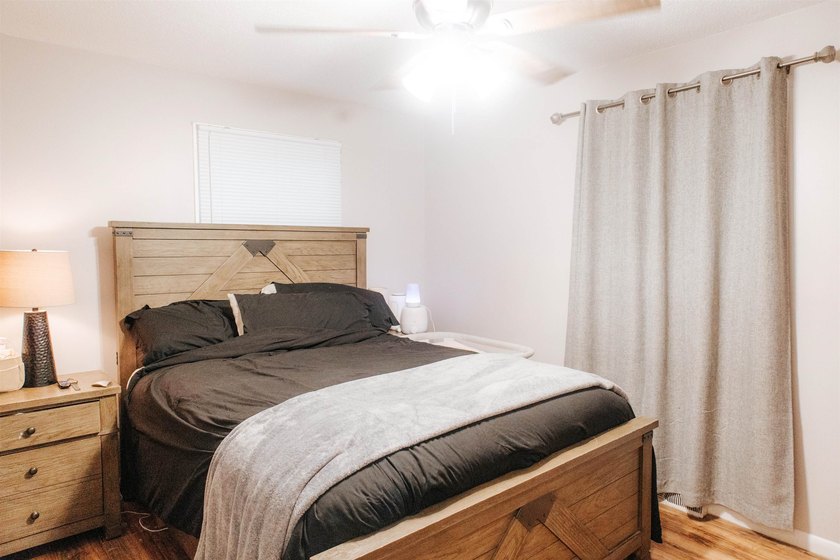 Must-see in Myrtle Beach! Sold AS IS . This charming 3-bedroom - photo 10