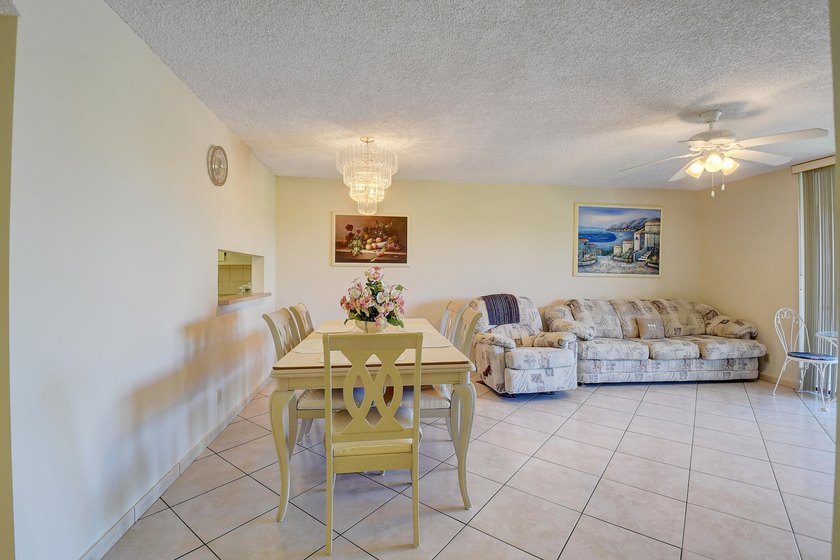 Welcome to Las Verdes, a vibrant and beautifully maintained 55+ - photo 7