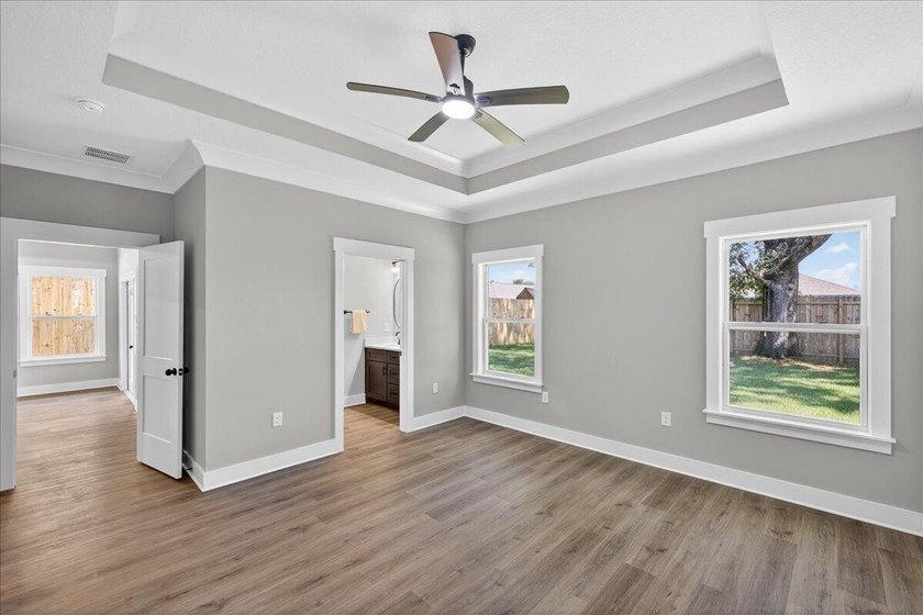 SUMMER SAVINGS! Receive a builder's credit of $10,000 at closing - photo 25